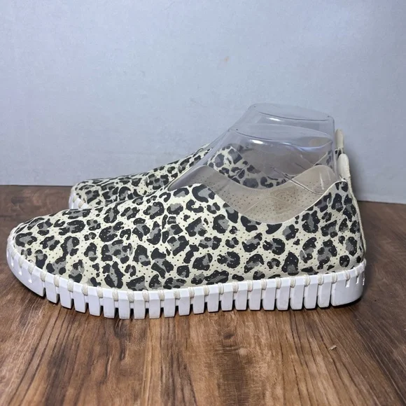 Ilse Jacobsen Tulip slip-on women flat sneaker shoe perforated leopard 39/9 - Picture 1 of 7